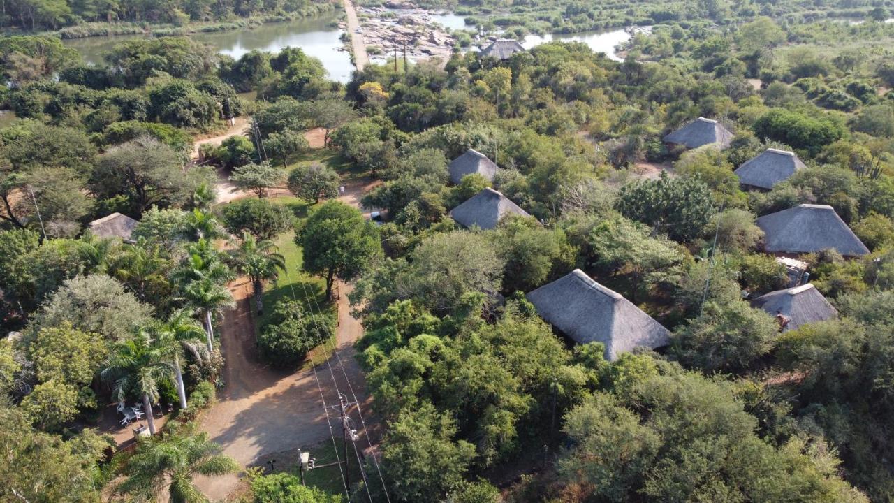 River Hill Lodge كوماتيبورت المظهر الخارجي الصورة